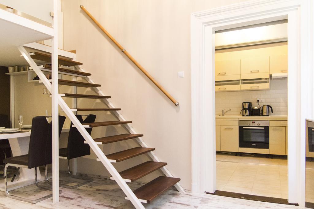 R&R Apartment Dembinszky Будапеща Екстериор снимка