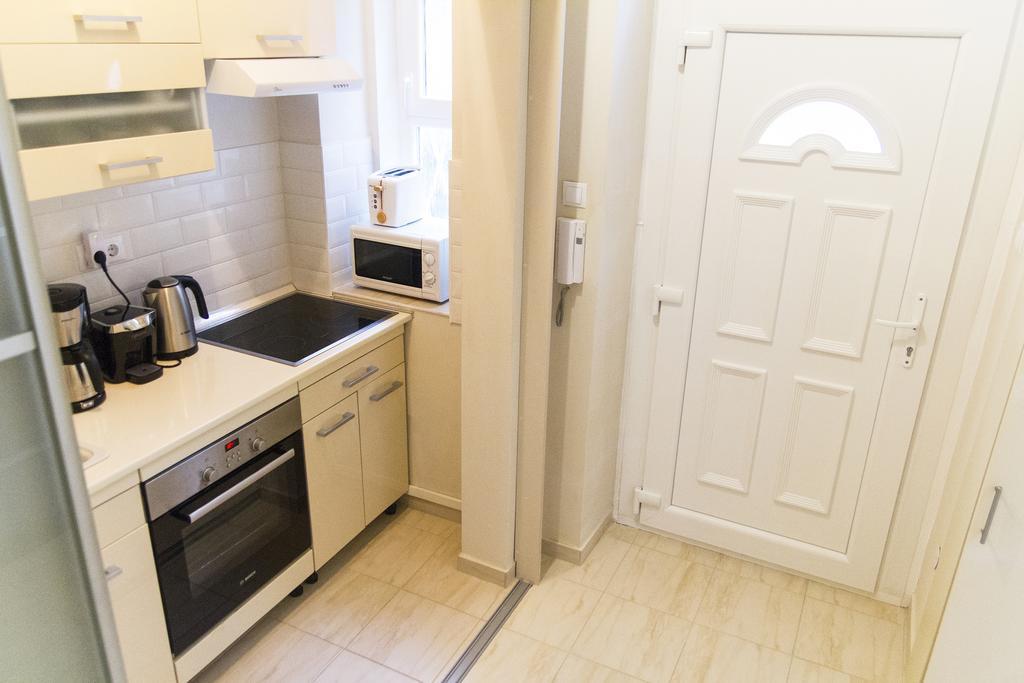 R&R Apartment Dembinszky Будапеща Екстериор снимка